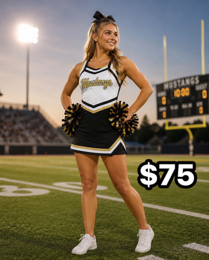 Customizable cheer uniform
